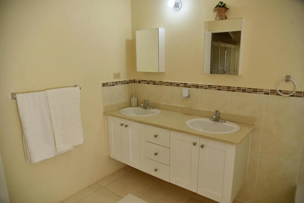 The West Village Summer House - Montego Bay Casa de Férias