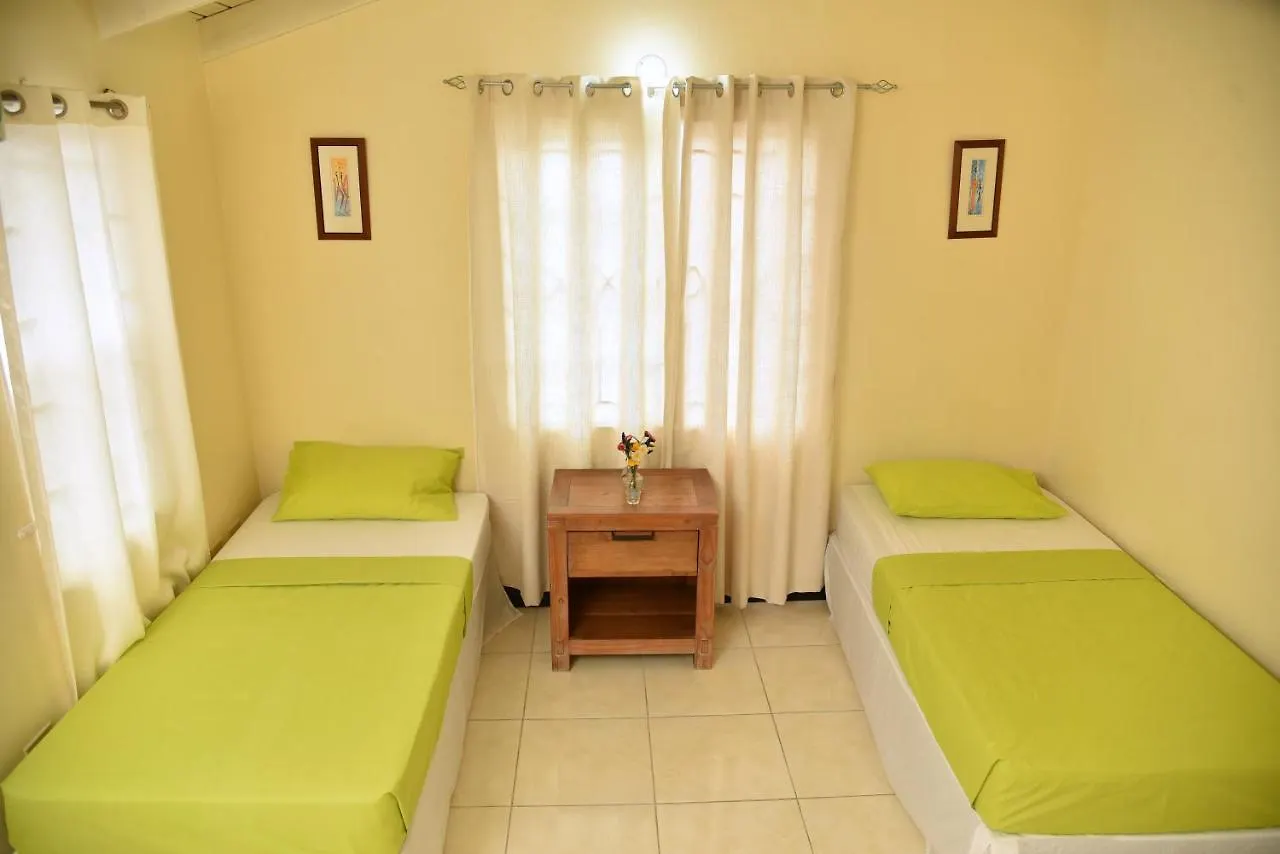 Feriehus The West Village Summer House - Montego Bay
