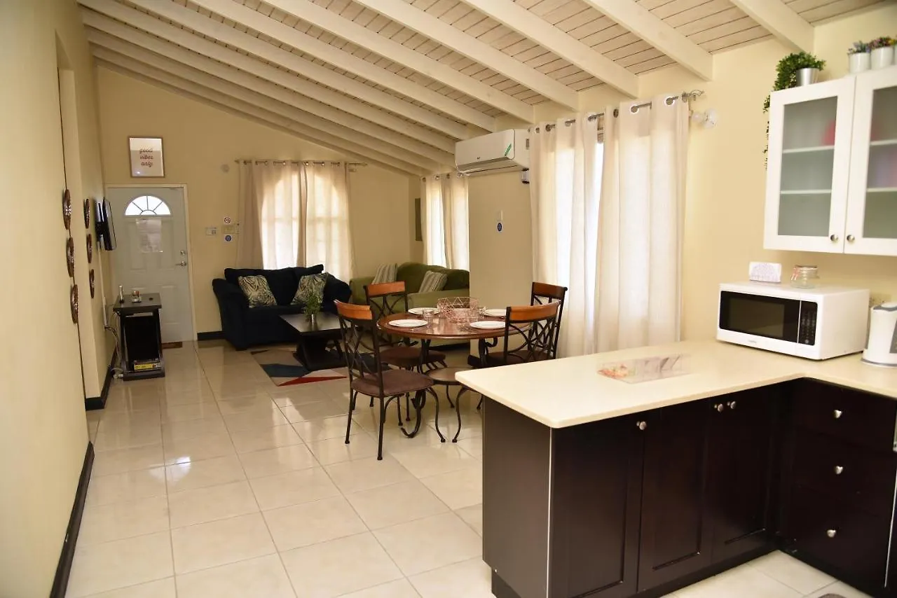 Feriehus The West Village Summer House - Montego Bay